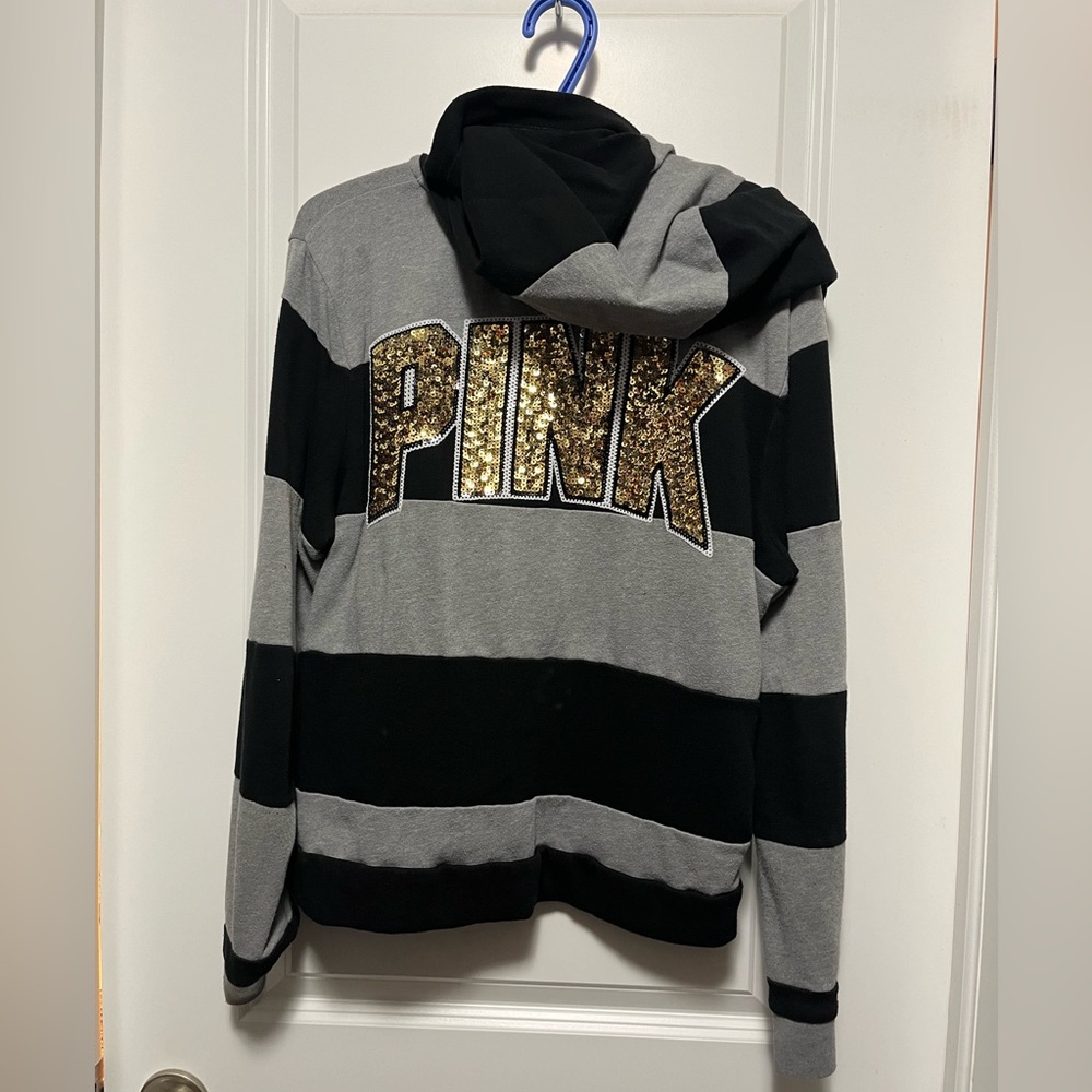 Pink hoodie - size large